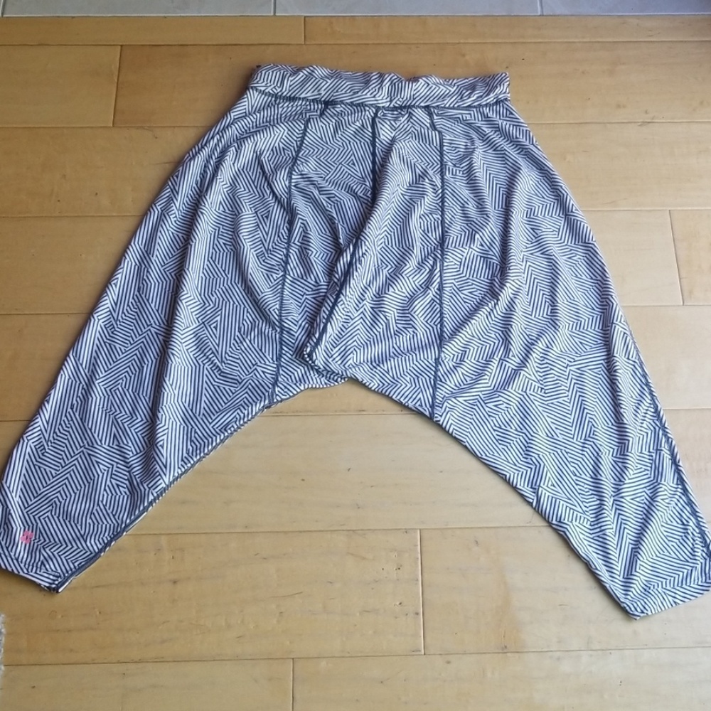 Sweaty Betty Yoga Harem Pants
